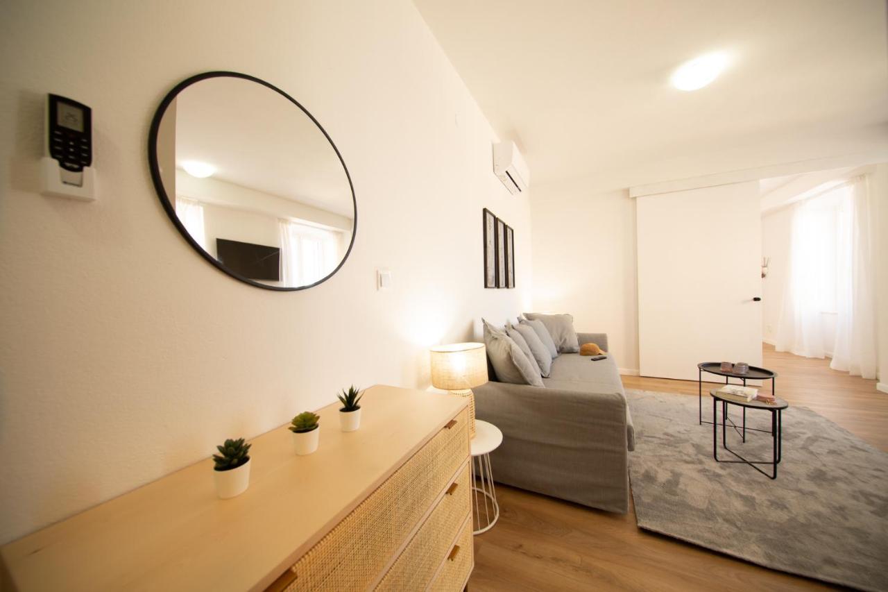 Central Seaside Residence Вис Экстерьер фото