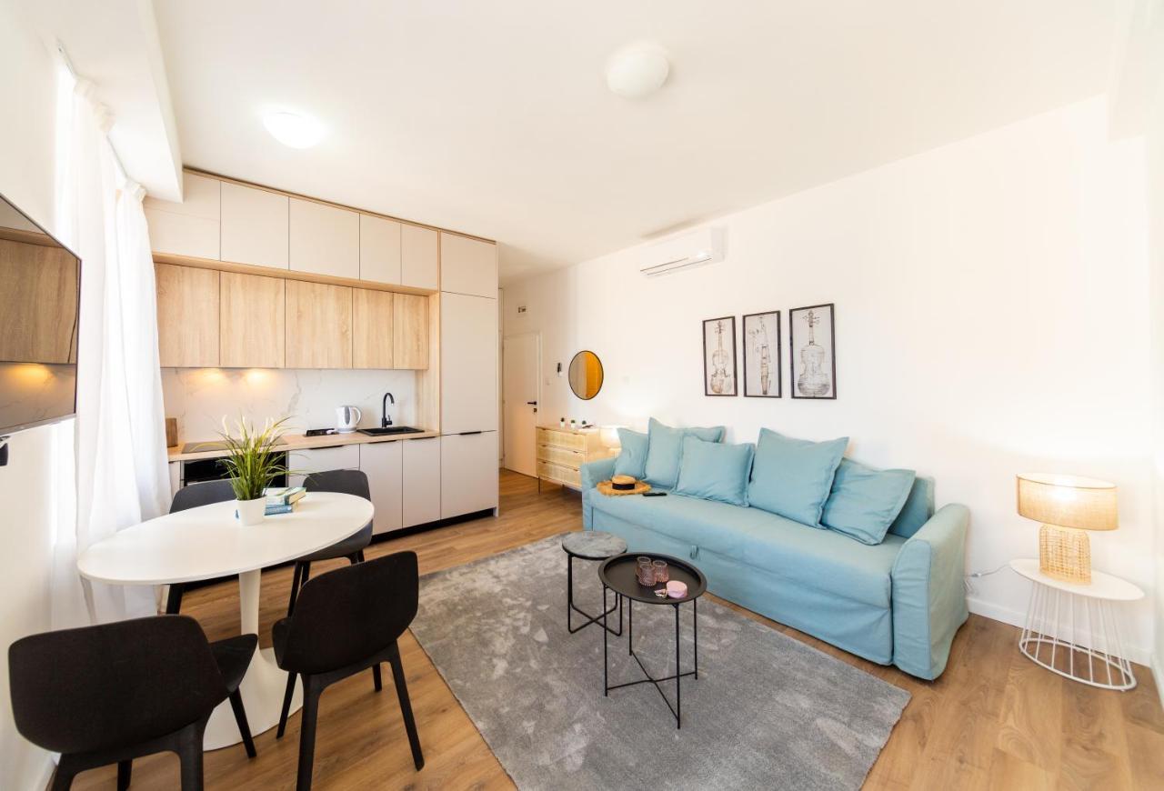 Central Seaside Residence Вис Экстерьер фото