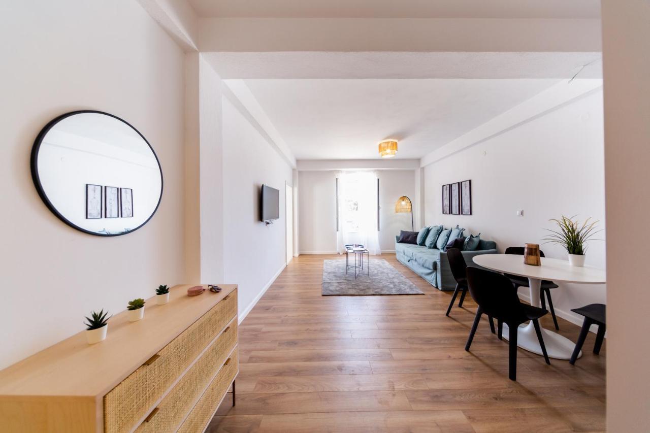 Central Seaside Residence Вис Экстерьер фото